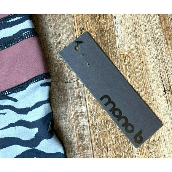 Mono B Grey Tiger Print Highwaist Leggings with Striped Band (S) - Picture 3 of 4